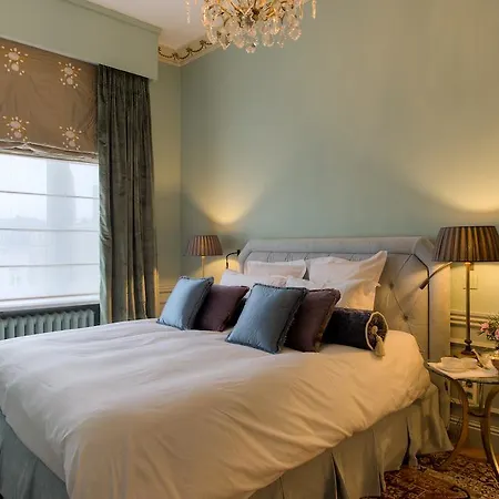 Jvr 108 Bed and breakfast 5*