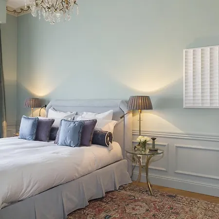 Jvr 108 Bed and breakfast Amberes