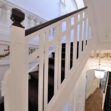 Jvr 108 Bed and breakfast 5*